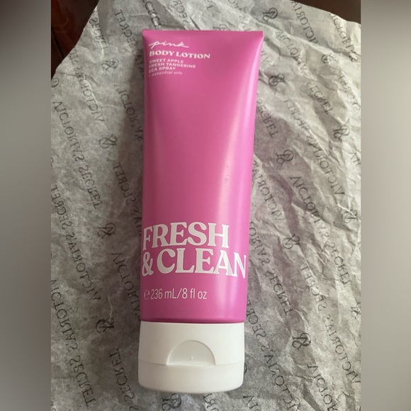 Victoria's Secret Pink Fresh and Clean Body Lotion 8fl oz and Body Mist 8.4fl oz - Picture 3 of 3